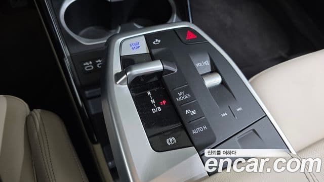 BMW iX1 2024 — ფოტო 12/20