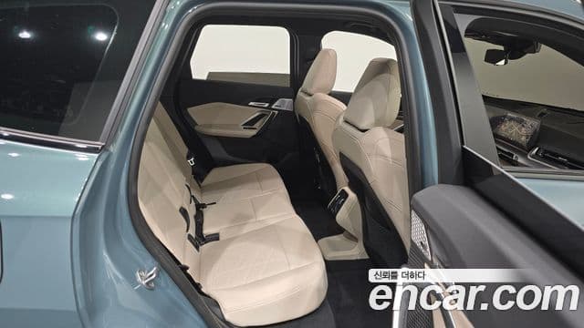BMW iX1 2024 — ფოტო 17/20