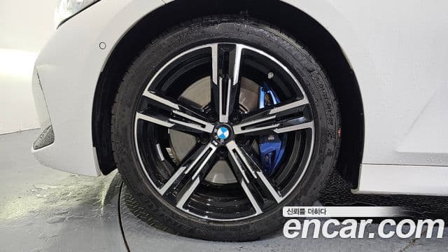 BMW 3 Series 2025 — Şəkil 5/20