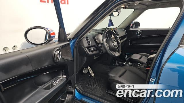Mini Cooper Countryman 2024 — фото 10 из 20