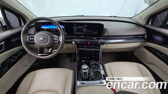 Kia Carnival 2021 — ფოტო 7/20