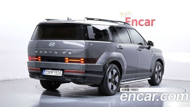 Hyundai Santa Fe 2024 — Фото 2/20