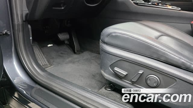 Kia Sportage 2021 — фото 17 из 20