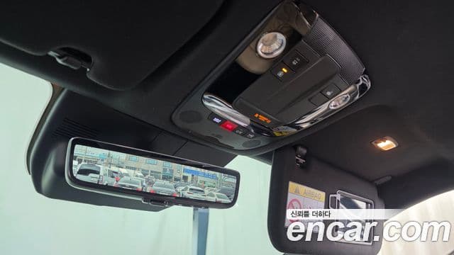 Kia Sorento 2023 — Фото 17/20
