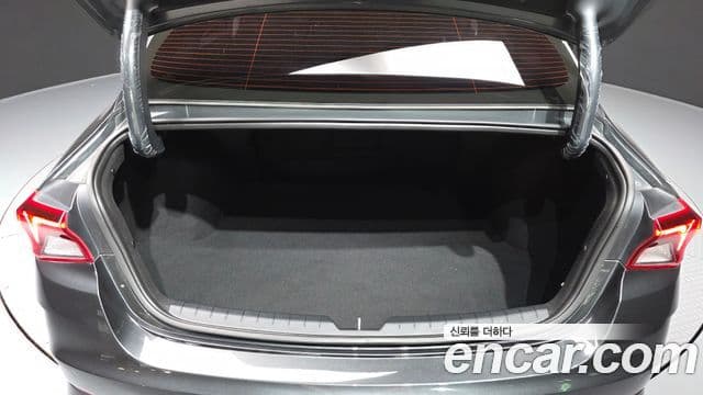 Kia K5 2020 — ფოტო 20/20