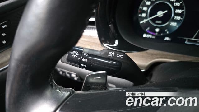 Kia K5 2020 — Photo 23/36