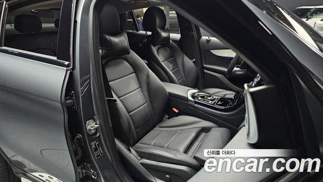Mercedes-Benz GLC-Class 2018 — ფოტო 9/20