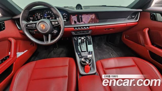 Porsche 911 2020 — фото 7 из 20