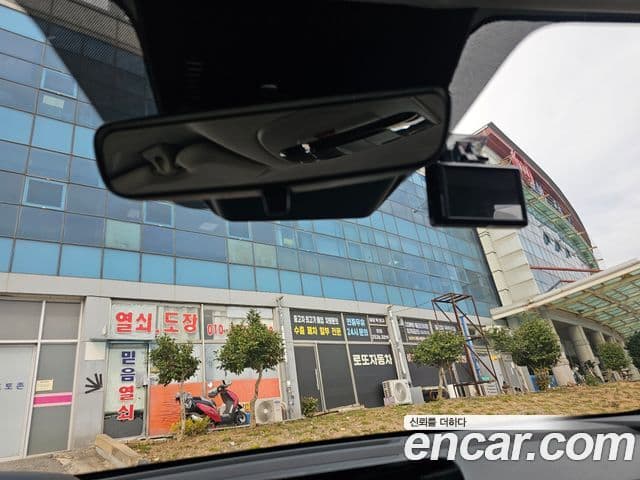 Kia Sorento 2023 — фото 14 из 18