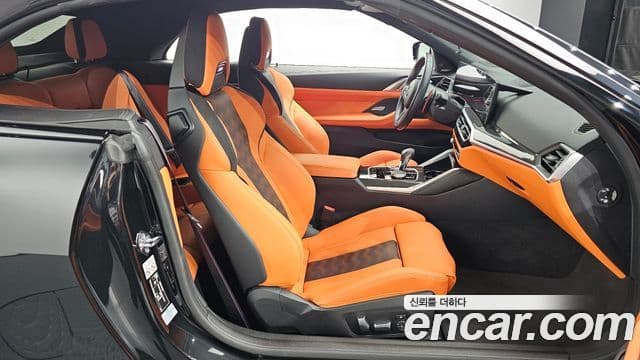 BMW M4 2023 — ფოტო 11/20