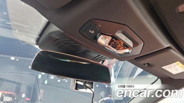 BMW M4 2023 — Photo 34/34