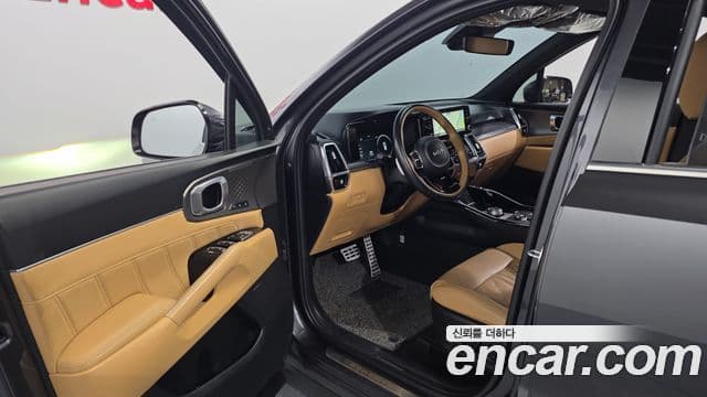 Kia Sorento 2023 — Şəkil 10/20