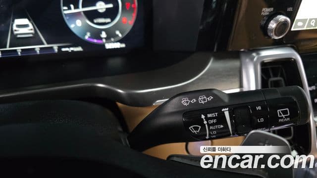 Kia Sorento 2023 — фото 16 из 20