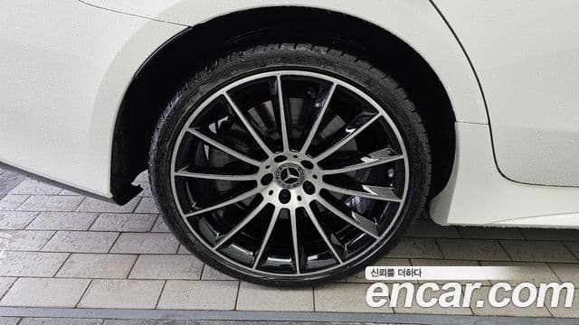 Mercedes-Benz CLS-Class 2021 — фото 4 из 20