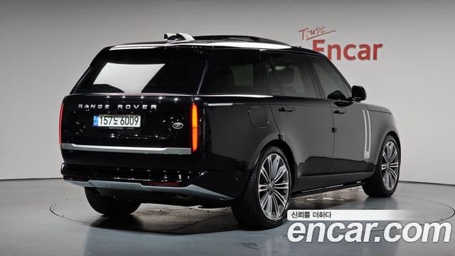 Land Rover Range Rover 2022 — фото 2 из 20
