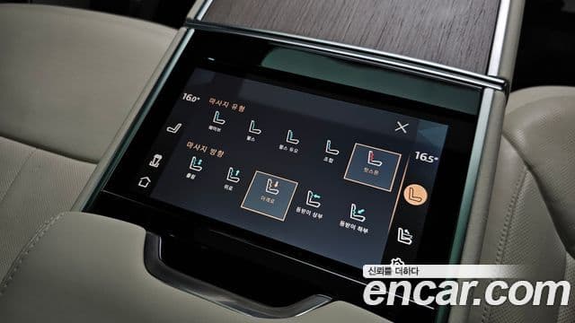 Land Rover Range Rover 2022 — фото 17 из 20