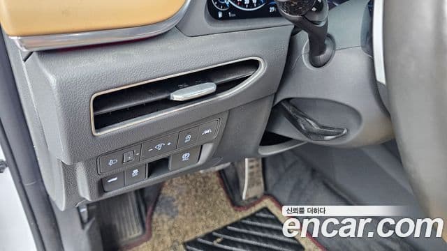 Hyundai Sonata 2020 — ფოტო 16/20