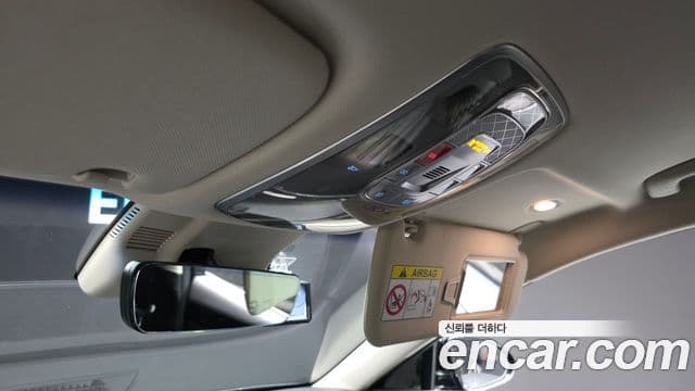 Genesis Electrified G80 2022 — Şəkil 18/20