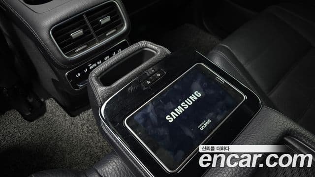 Mercedes-Benz GLS-Class 2022 — Şəkil 18/20