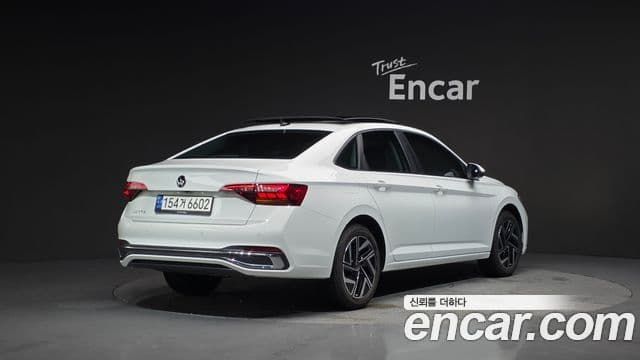 Volkswagen Jetta 2022 — фото 2 из 20