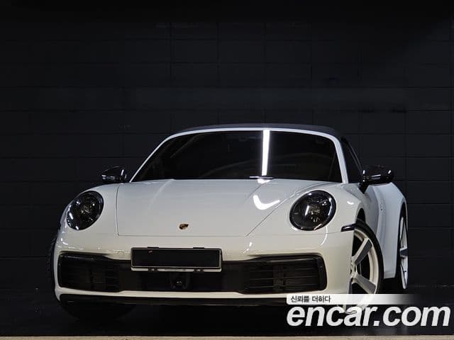Porsche 911 2023 — Photo 3/20