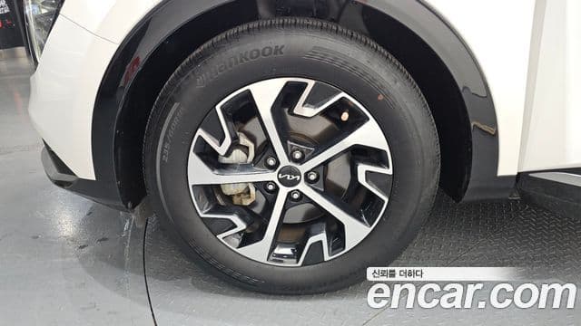 Kia Sportage 2022 — фото 5 из 20