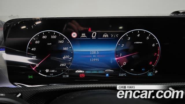 Mercedes-Benz CLA-Class 2025 — фото 8 из 20