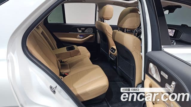 Mercedes-Benz GLE-Class 2025 — фото 12 из 20