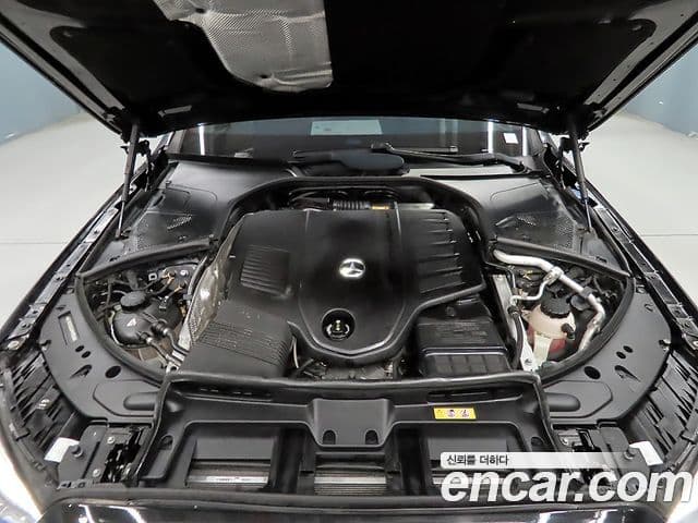 Mercedes-Benz S-Class 2021 — ფოტო 18/20