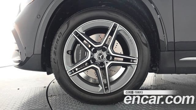 Mercedes-Benz GLA-Class 2025 — фото 5 из 20