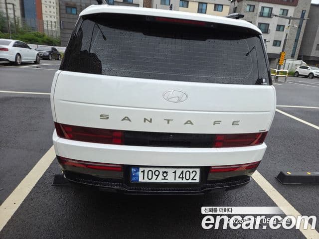 Hyundai Santa Fe 2023 — фото 8 из 20