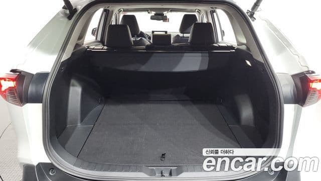 Toyota RAV4 2024 — ფოტო 19/20