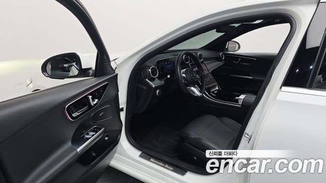 Mercedes-Benz C-Class 2023 — Şəkil 10/20