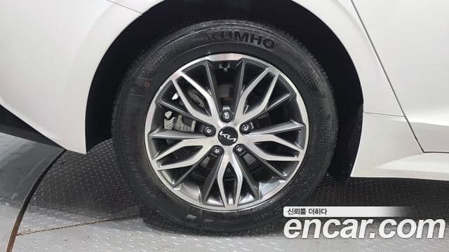 Kia K5 2023 — Şəkil 4/20