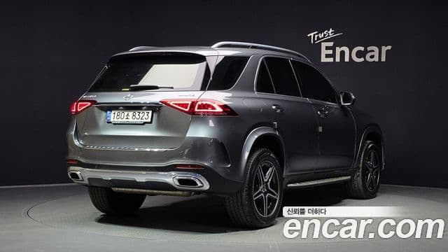 Mercedes-Benz GLE-Class 2020 — фото 2 из 20
