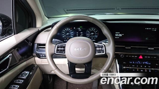 Kia Carnival 2023 — Şəkil 13/20
