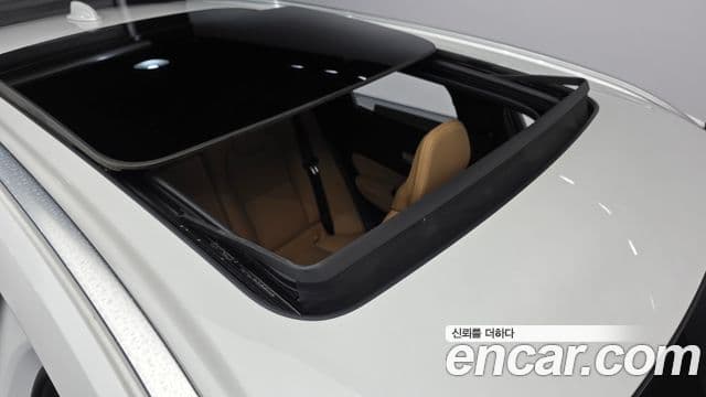 Volvo XC60 2022 — фото 19 из 20