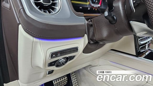 Mercedes-Benz G-Class 2023 — Фото 19/20