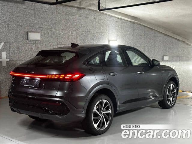 Audi Q5 2025 — ფოტო 5/12
