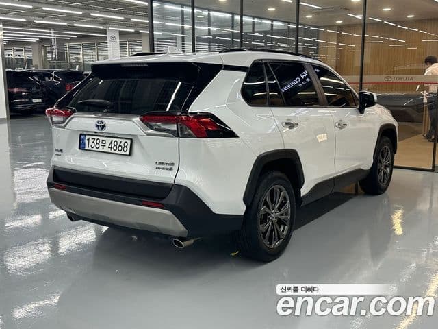 Toyota RAV4 2023 — Şəkil 1/19