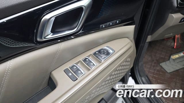 Kia Carnival 2025 — ფოტო 19/20