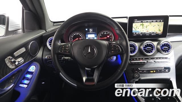 Mercedes-Benz GLC-Class 2019 — фото 12 из 20