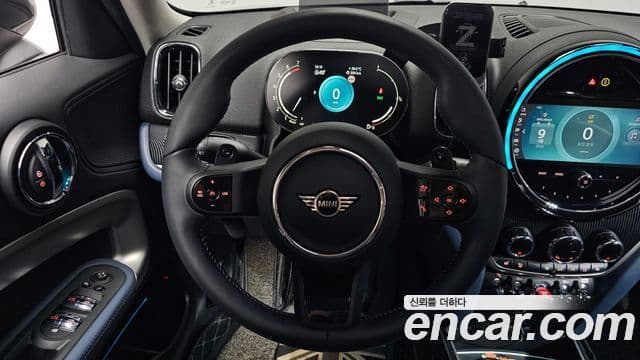 Mini Cooper S Countryman 2023 — ფოტო 13/20