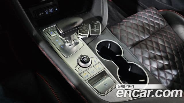 Genesis G70 2019 — ფოტო 9/20