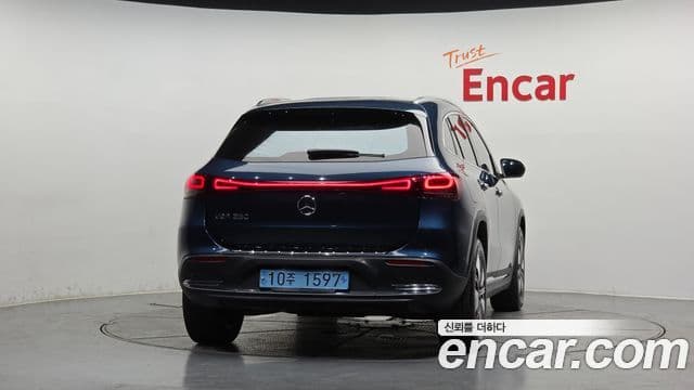 Mercedes-Benz EQA 2021 — ფოტო 19/31