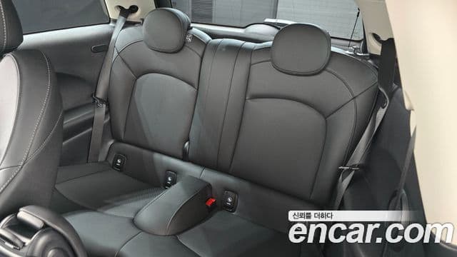 Mini Cooper 2024 — ფოტო 11/20