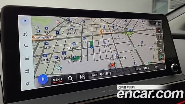 Toyota Prius 2024 — ფოტო 12/19