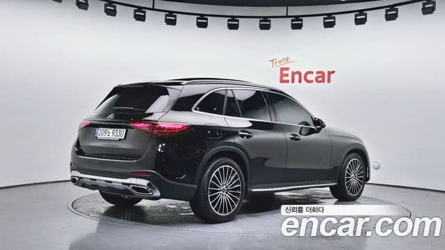 Mercedes-Benz GLC-Class 2024 — ფოტო 2/20