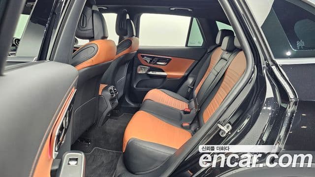 Mercedes-Benz GLC-Class 2024 — ფოტო 11/20