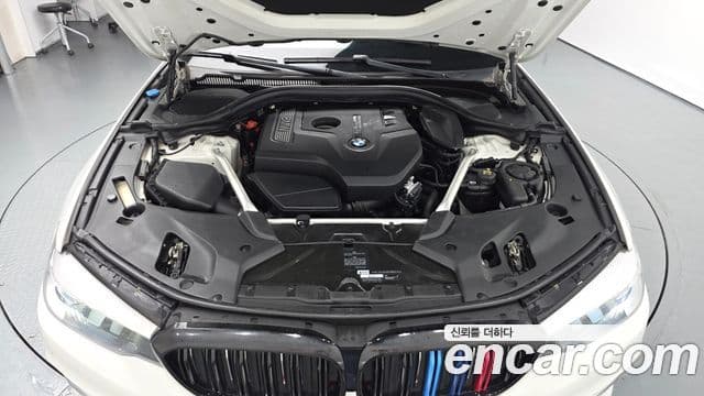 BMW 5 Series 2018 — фото 5 из 20